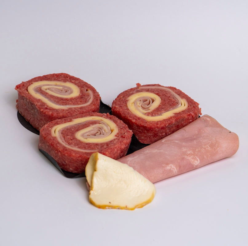 Fetta di polpettone di scottona con prosciutto e provola