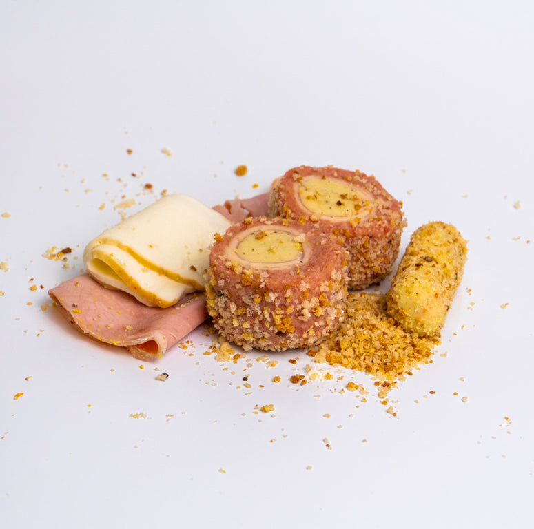 Appetitoso di pollo con prosciutto crocchè di patate e provola